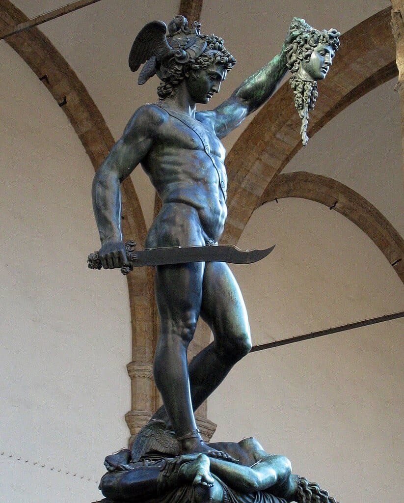 Estatua Perseo con cabeza Medusa Florencia