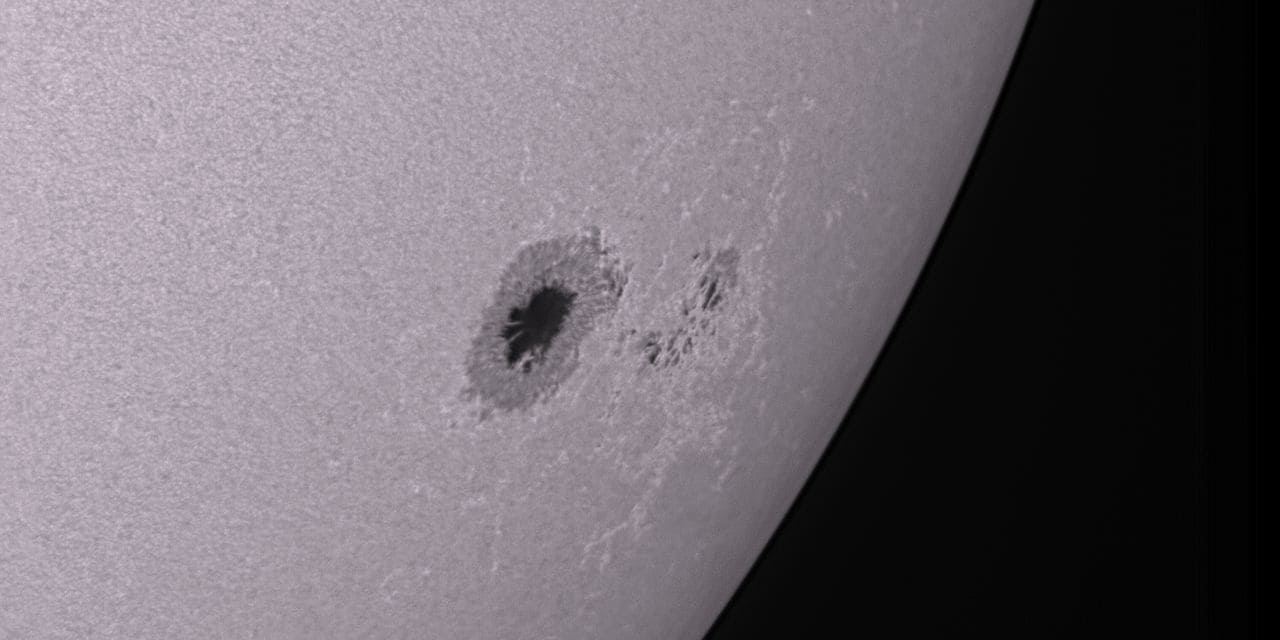 Vista simulada de mancha solar a través de filtro Baader AstroSolar Film