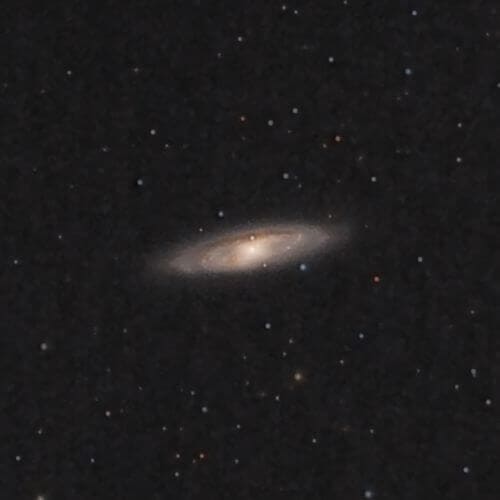 Galaxia M65 en el triplete de galaxias de Leo